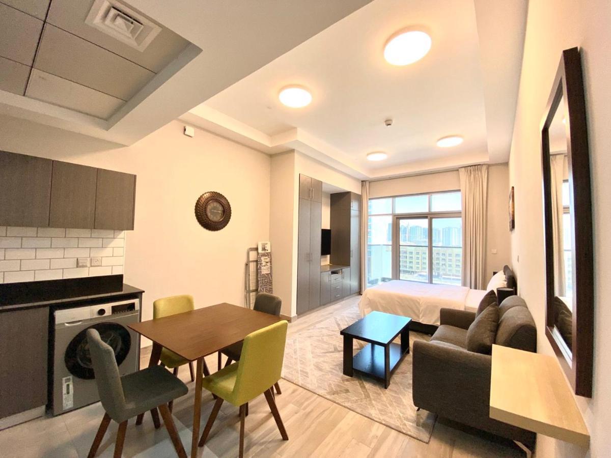 Penrose Place Dubai Jvc ภายนอก รูปภาพ