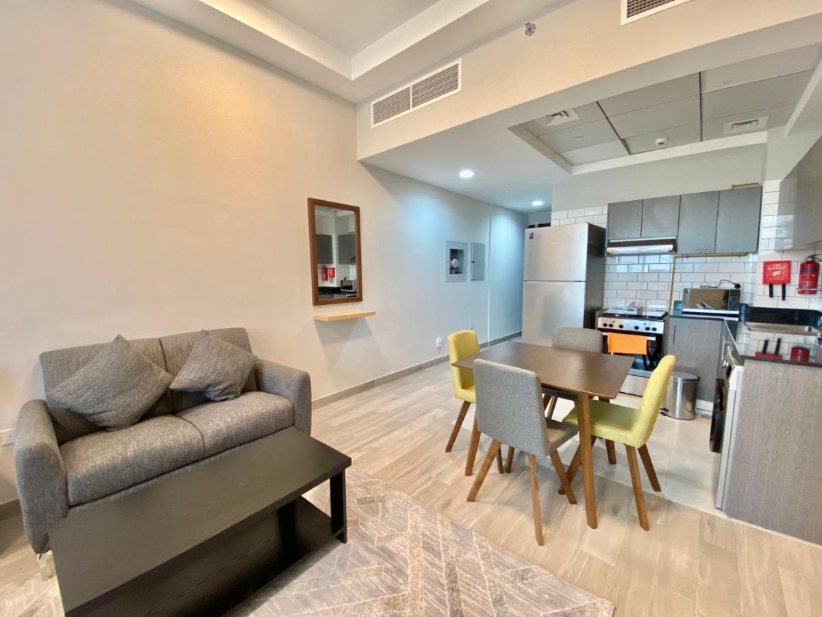 Penrose Place Dubai Jvc ภายนอก รูปภาพ