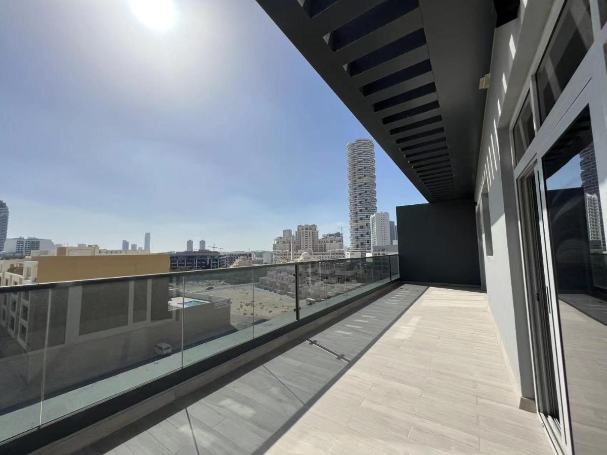 Penrose Place Dubai Jvc ภายนอก รูปภาพ