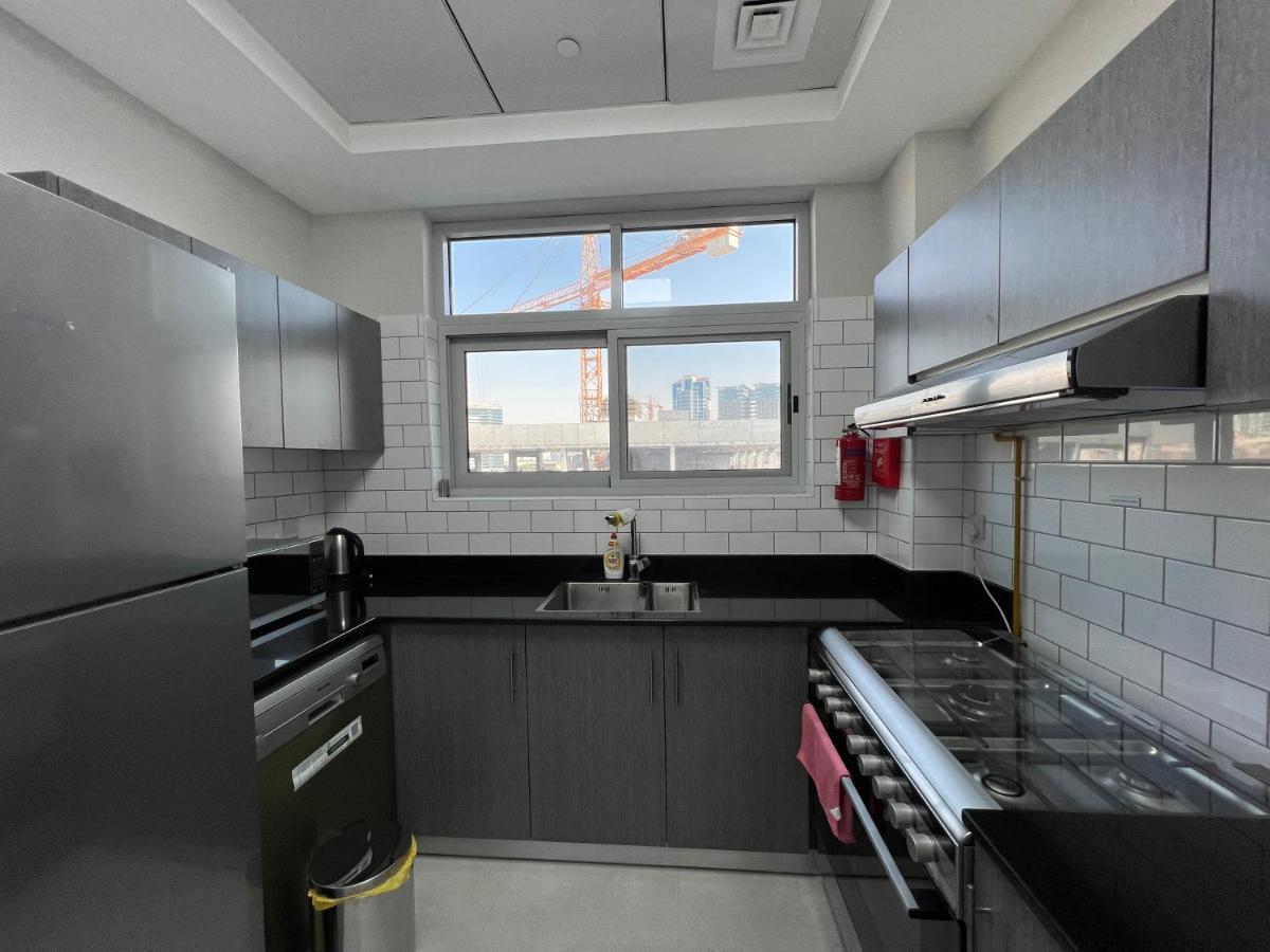 Penrose Place Dubai Jvc ภายนอก รูปภาพ