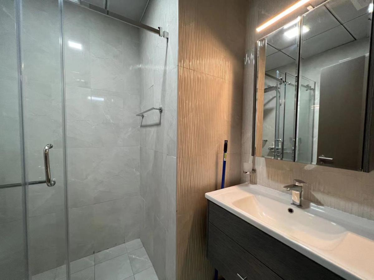 Penrose Place Dubai Jvc ภายนอก รูปภาพ