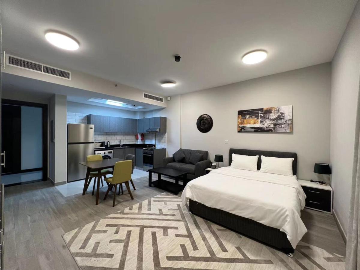 Penrose Place Dubai Jvc ภายนอก รูปภาพ