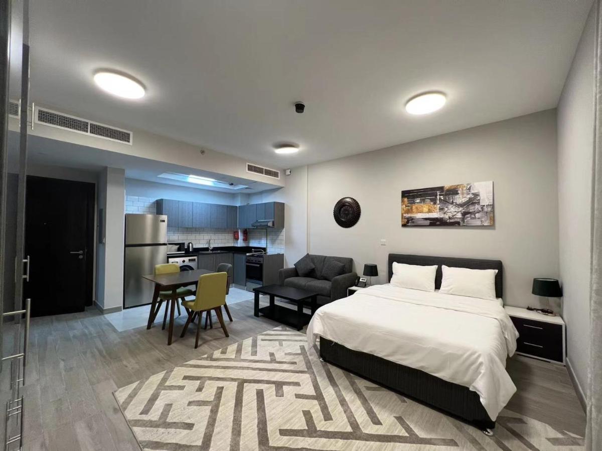Penrose Place Dubai Jvc ภายนอก รูปภาพ